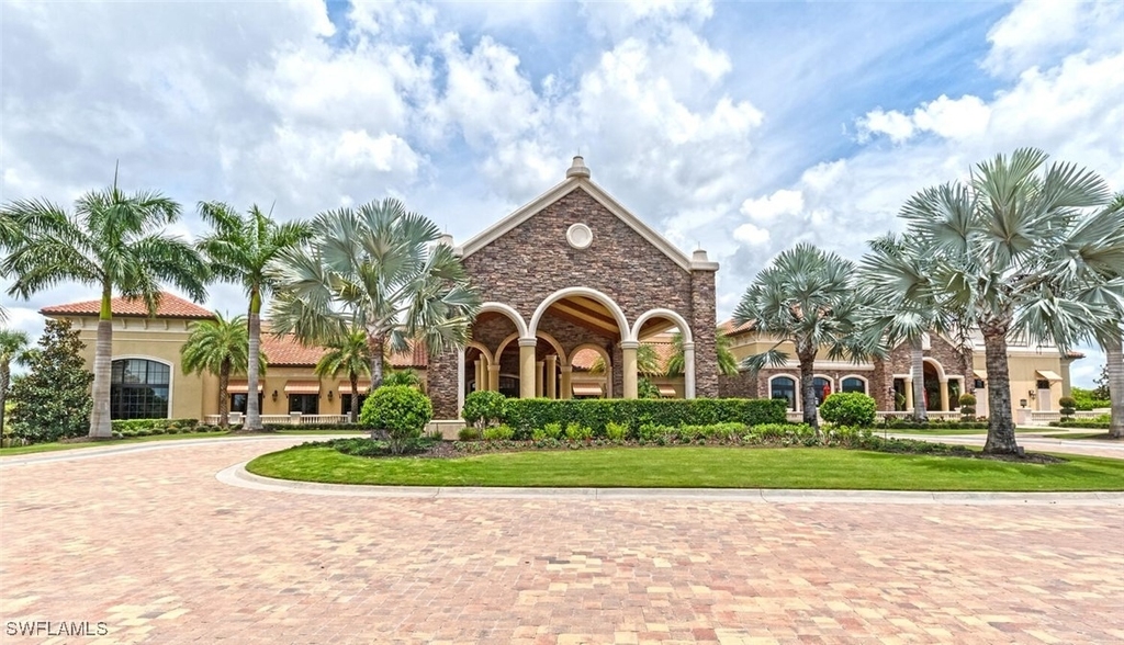9485 Casoria Court - Photo 32