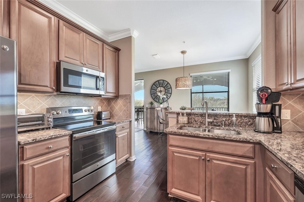 9485 Casoria Court - Photo 13