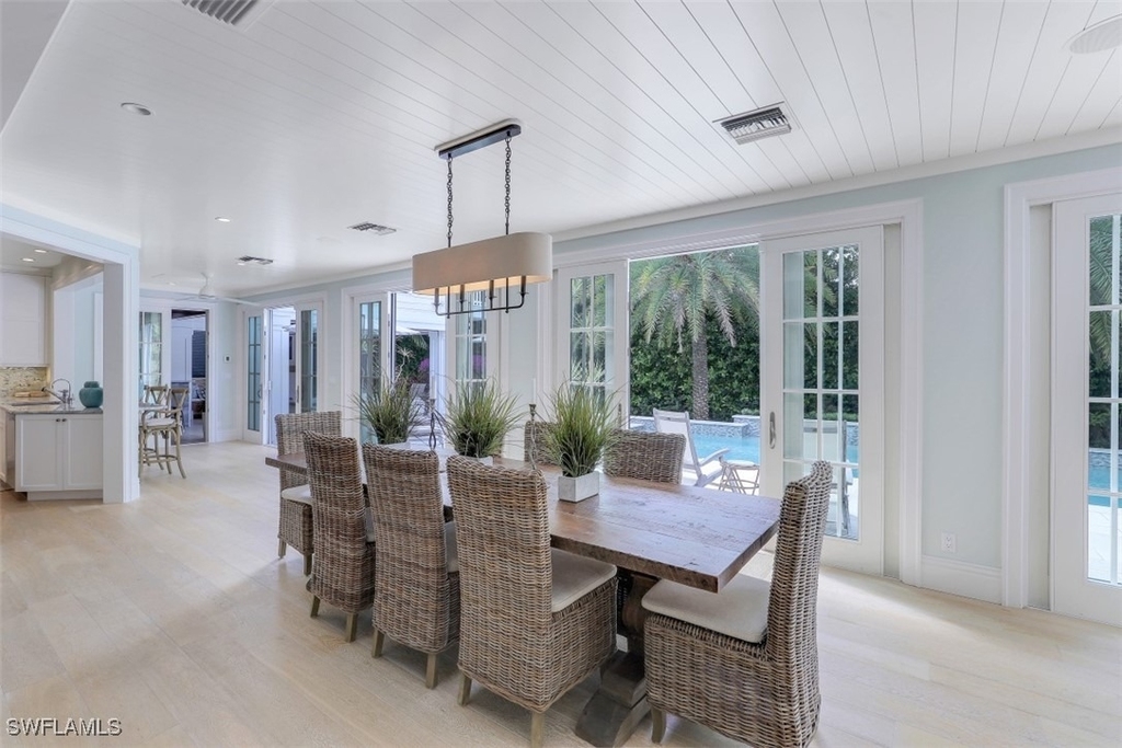 154 4th Avenue N - Photo 13