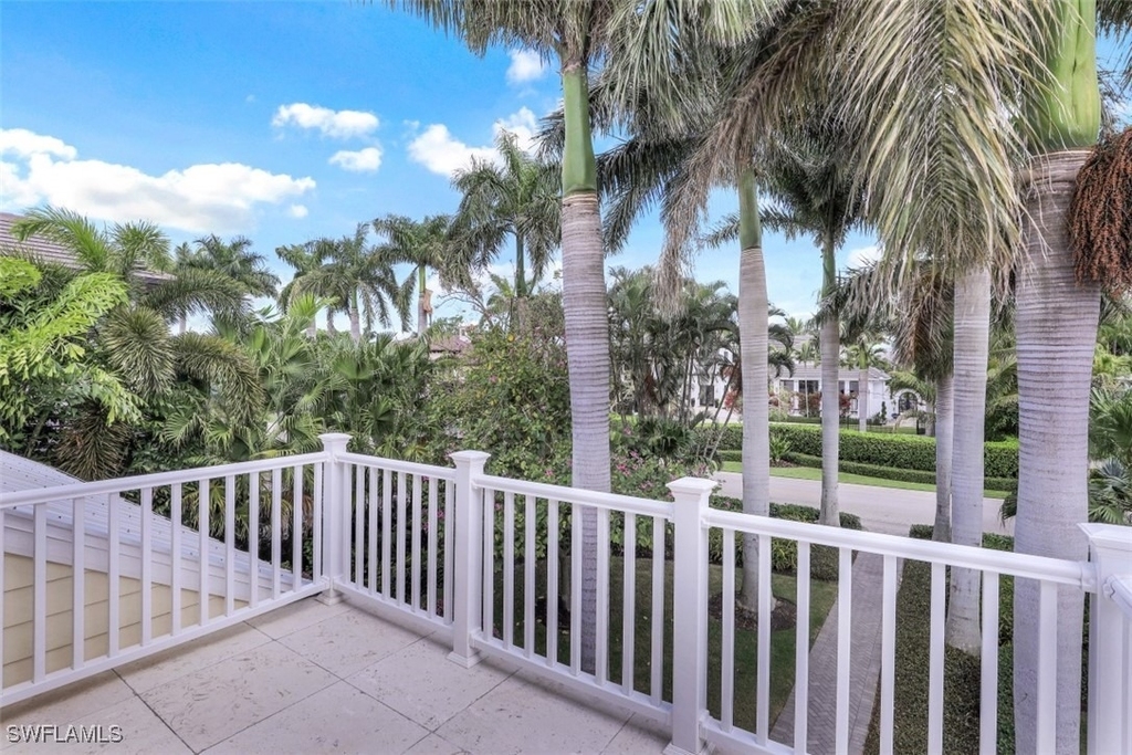 154 4th Avenue N - Photo 34