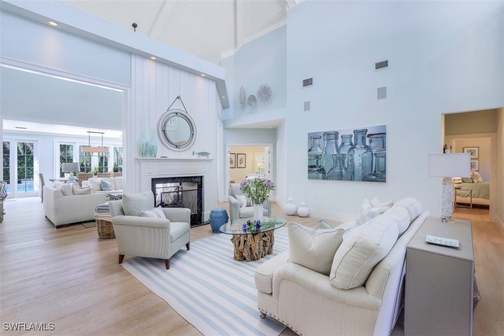 154 4th Avenue N - Photo 6