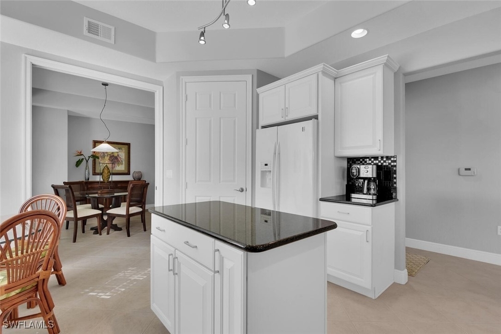 6413 Legacy Circle - Photo 12