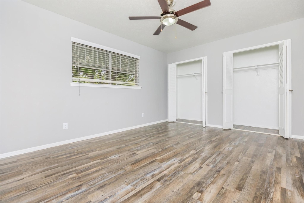 1212 Hampshire Ln - Photo 17