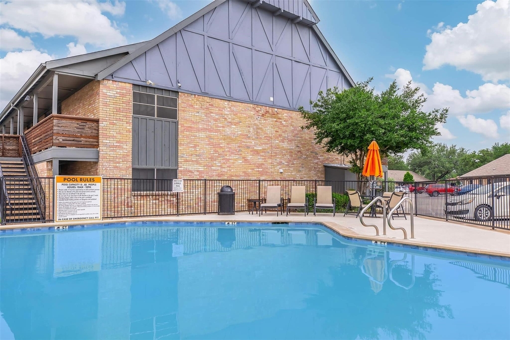 1212 Hampshire Ln - Photo 36