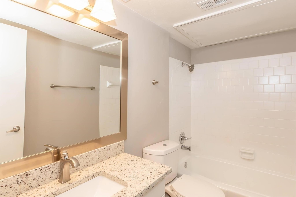 1212 Hampshire Ln - Photo 34