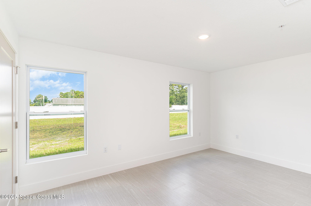 1605 Par Street Ne - Photo 15