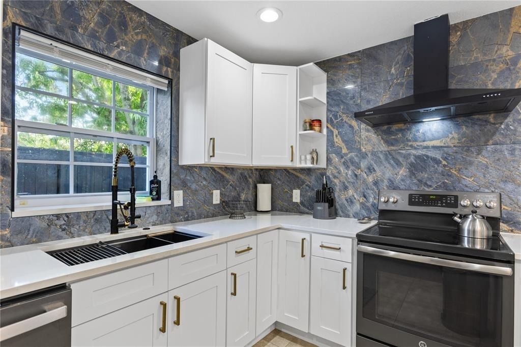6822 S Wall Street - Photo 3