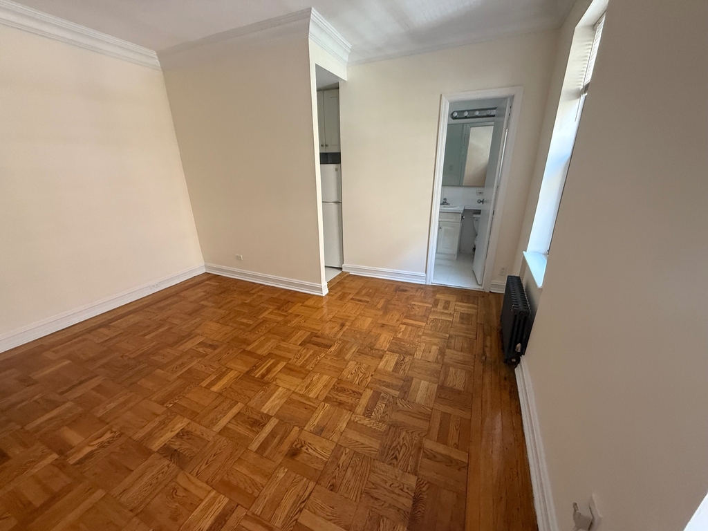 West 79th Street - Photo 1