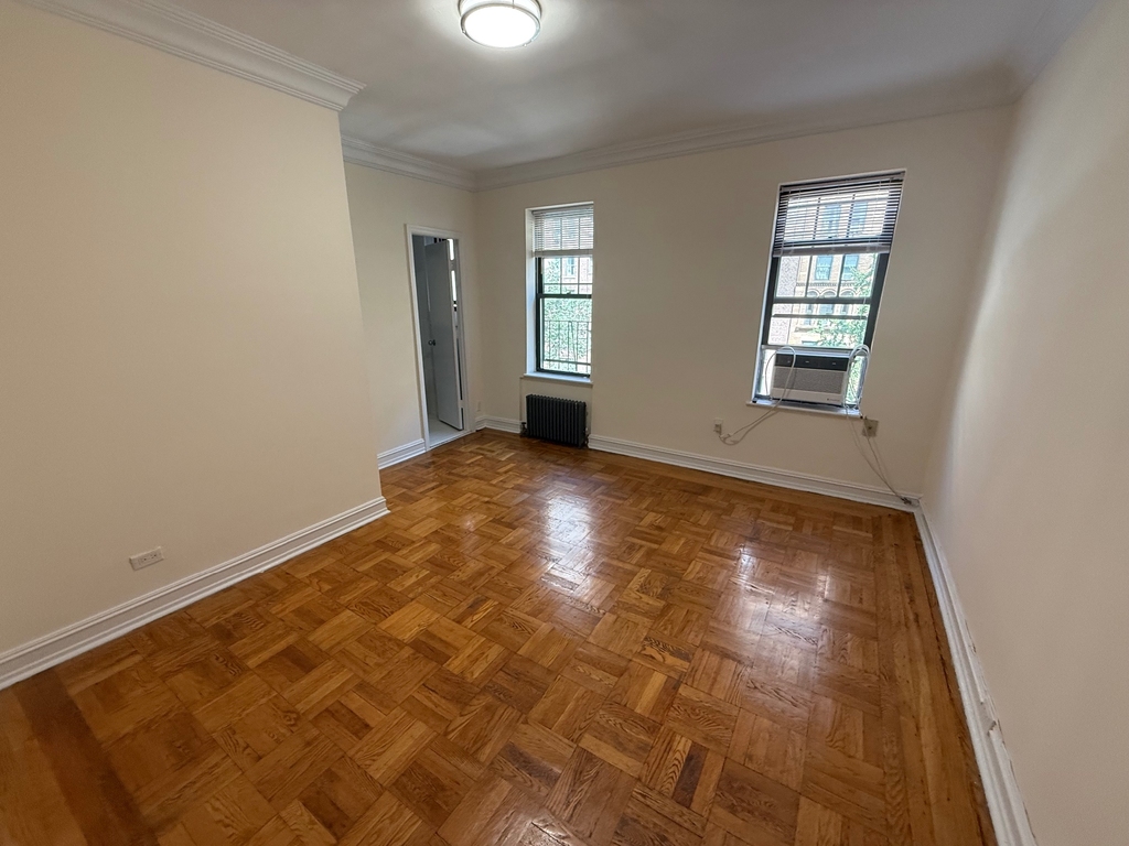 West 79th Street - Photo 8