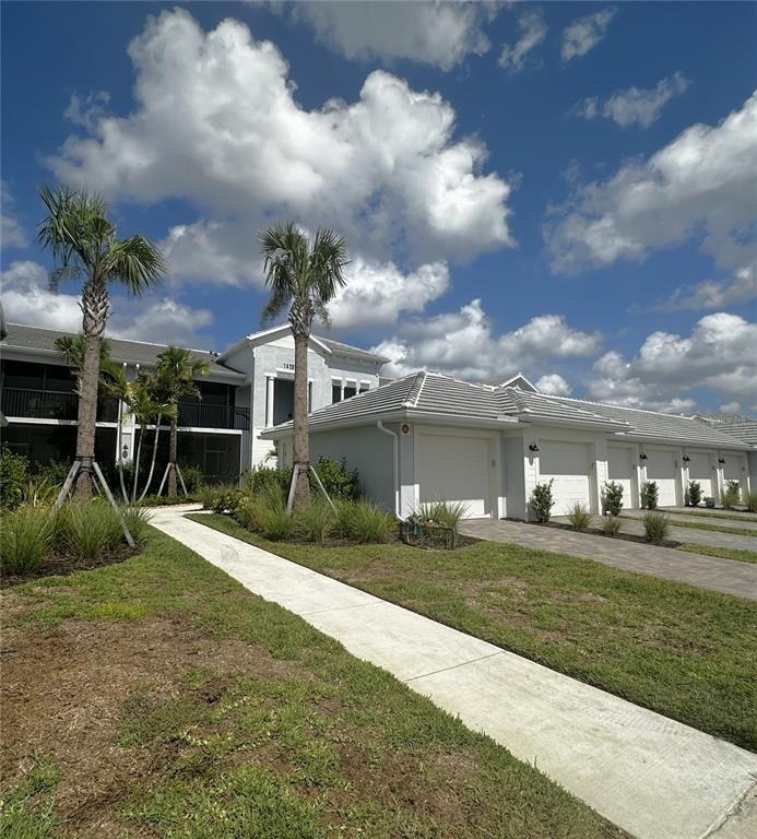 14261 Heritage Landing Boulevard - Photo 28