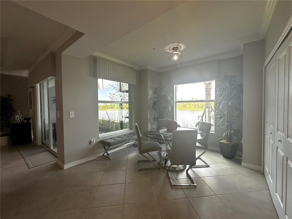 14261 Heritage Landing Boulevard - Photo 8