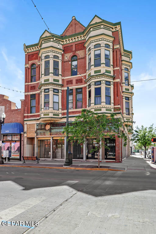 301 S El Paso Street - Photo 0