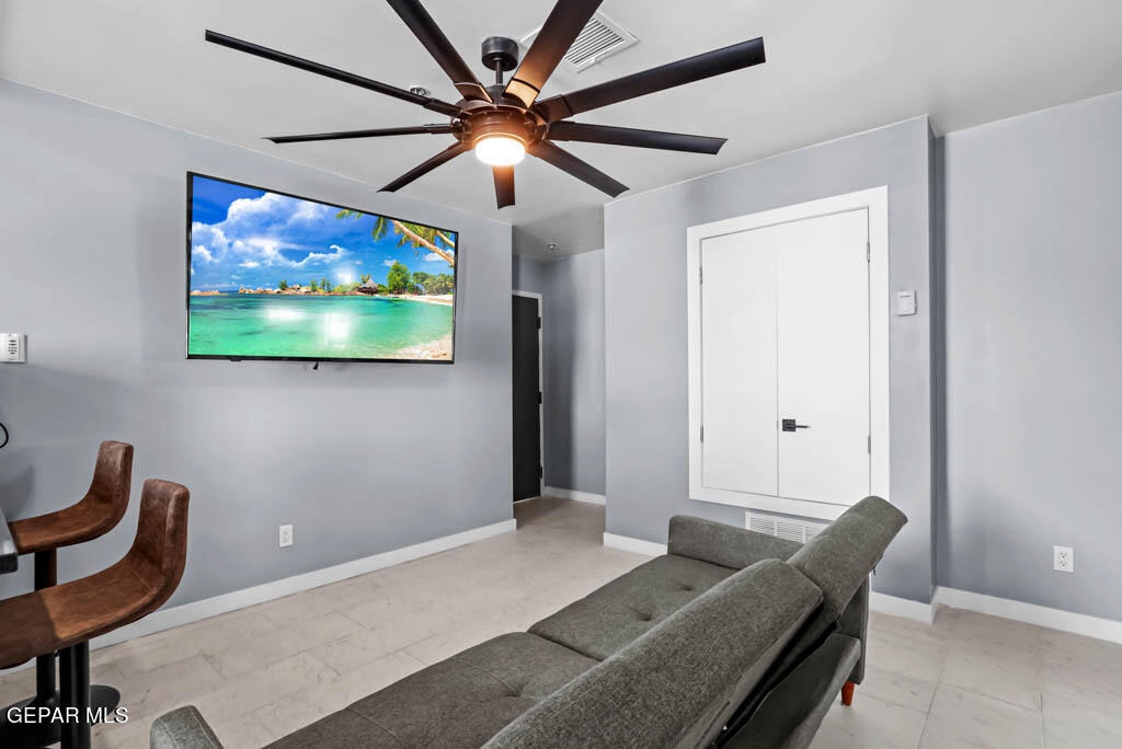 301 S El Paso Street - Photo 11