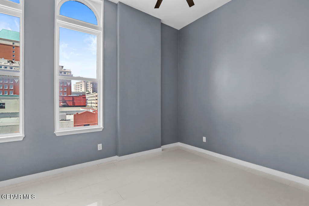 301 S El Paso Street - Photo 28