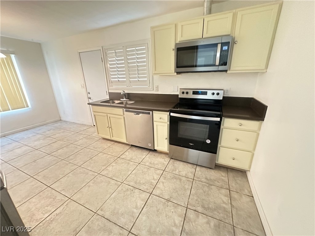 501 Slayton Drive - Photo 13