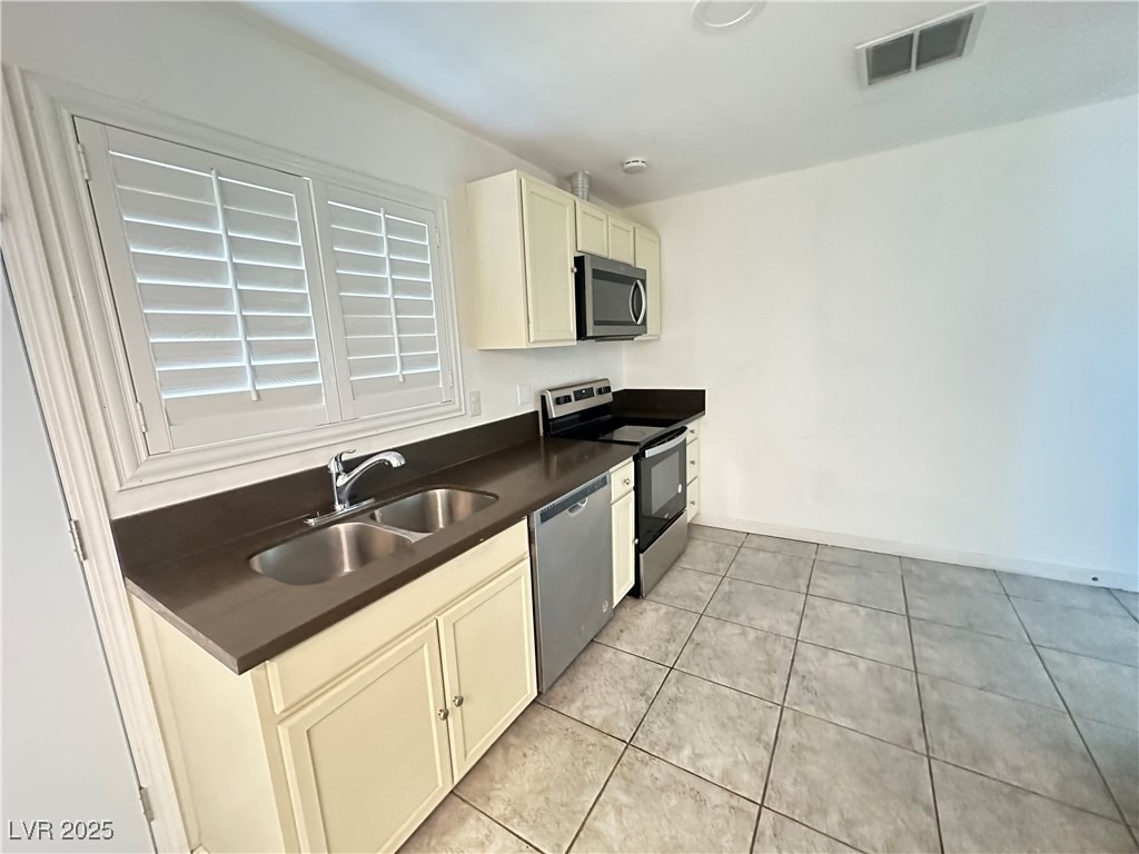 501 Slayton Drive - Photo 11