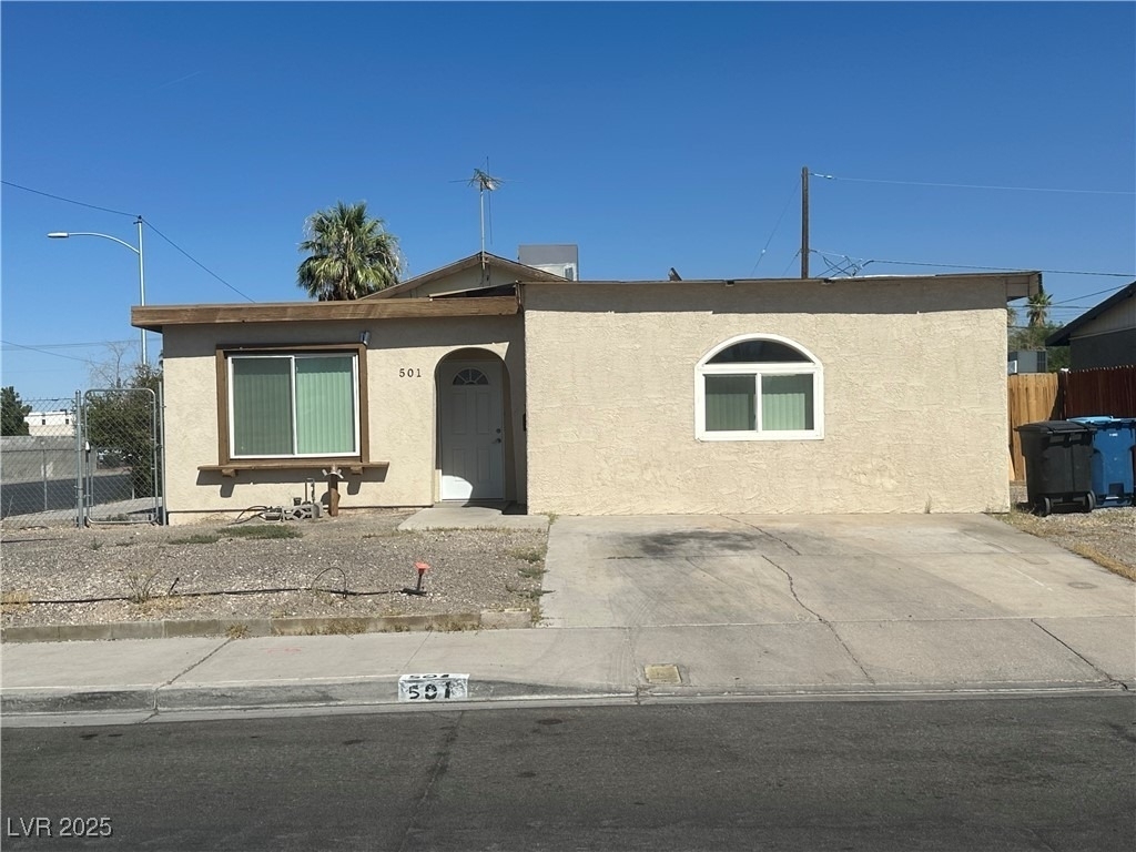 501 Slayton Drive - Photo 0