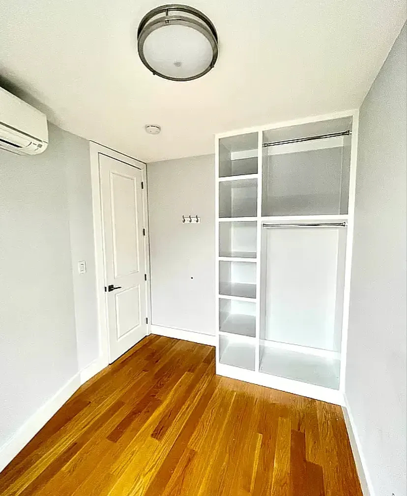 11a Spencer Place - Photo 2