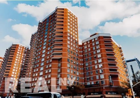 Second Avenue - Photo 14