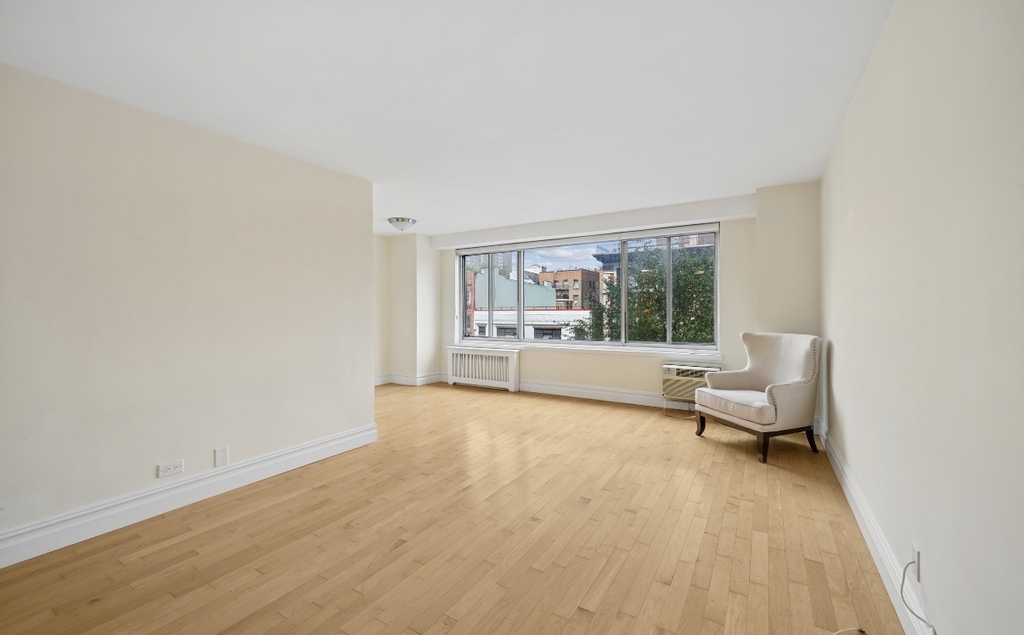 400 Central Park West - Photo 8