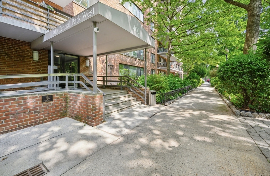 400 Central Park West - Photo 9