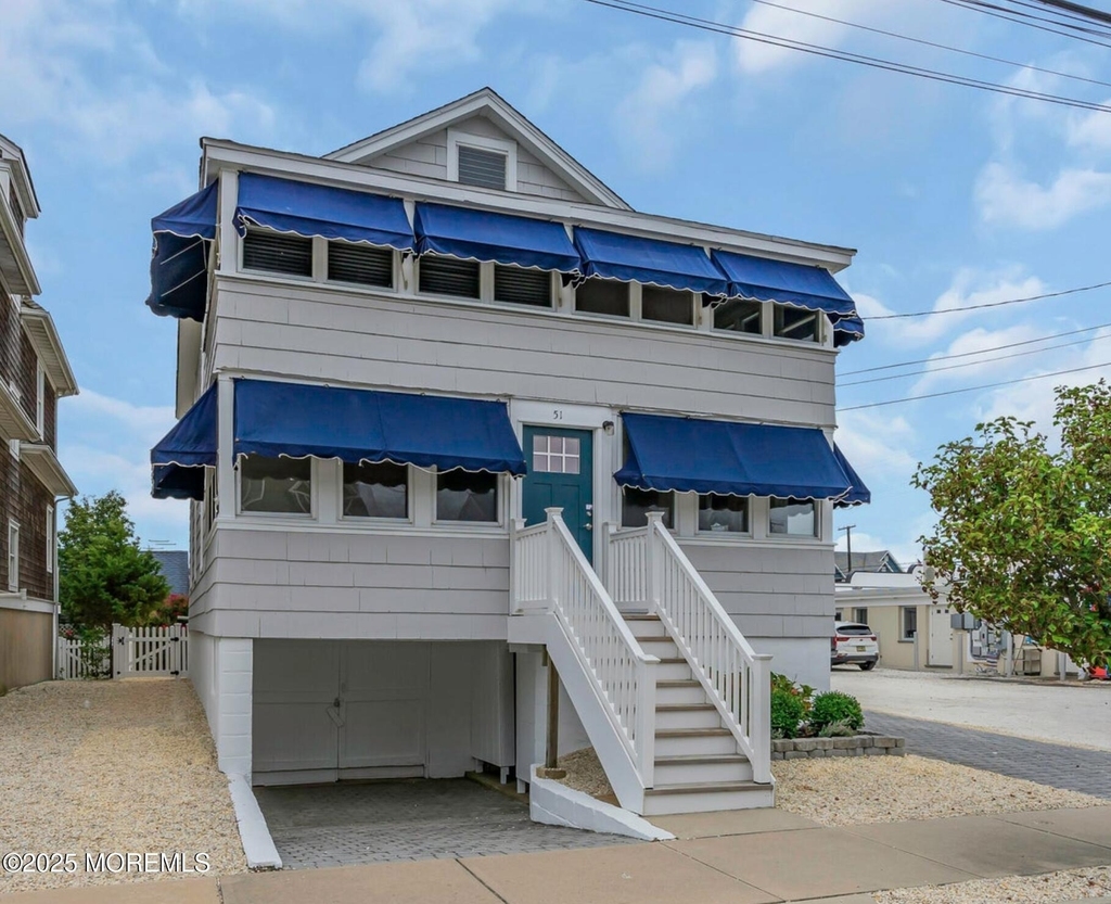 51 3rd Avenue - Photo 0