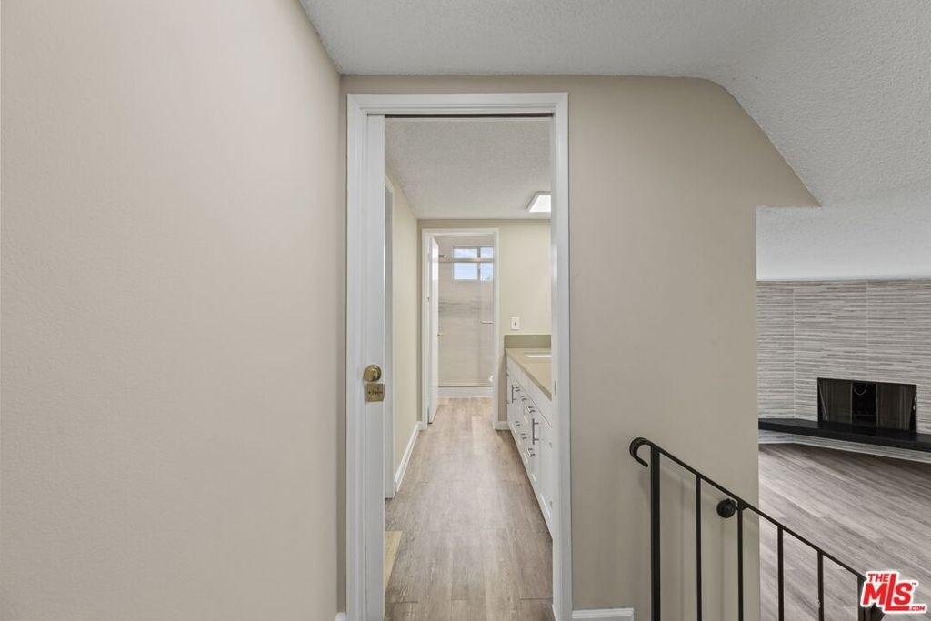 1538 Stanford Street - Photo 5