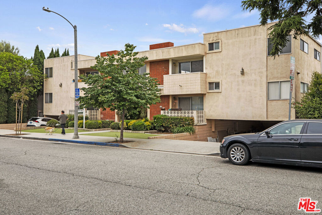 1538 Stanford Street - Photo 18