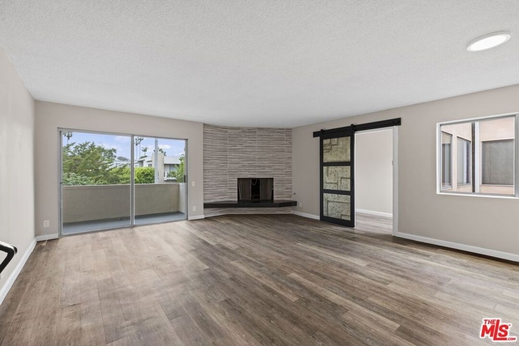 1538 Stanford Street - Photo 0