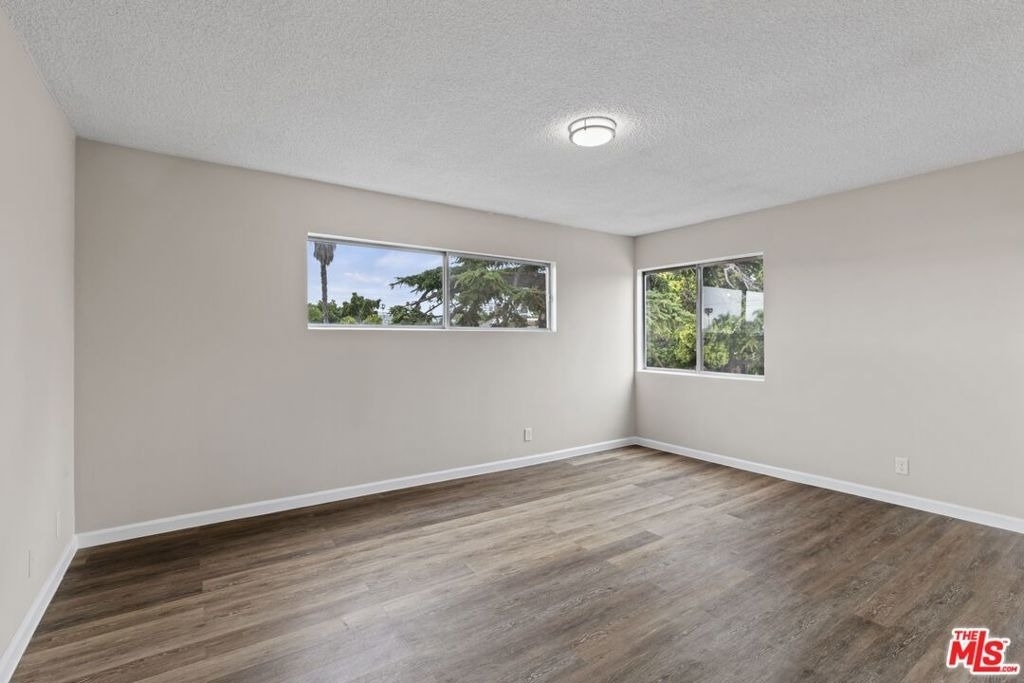 1538 Stanford Street - Photo 7