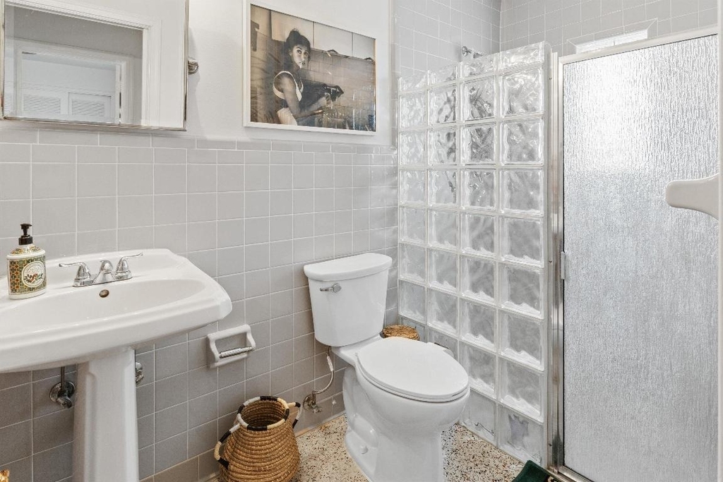 202 32nd Street - Photo 24