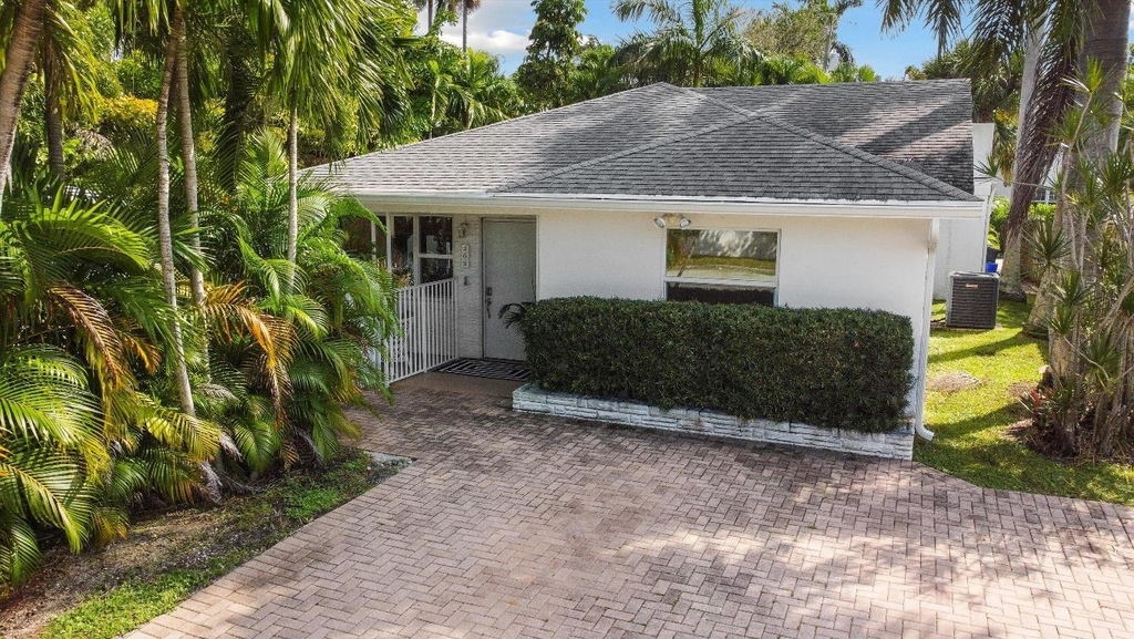 202 32nd Street - Photo 6