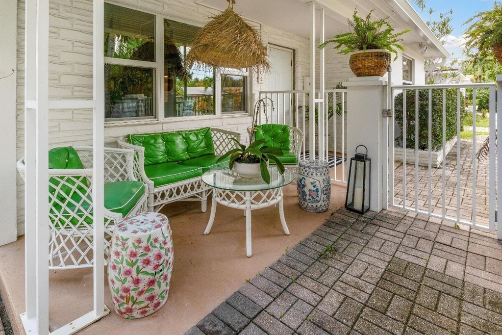 202 32nd Street - Photo 4
