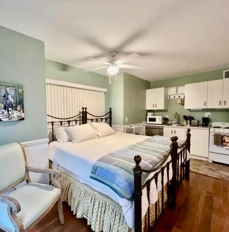 11863 Wimbledon Circle - Photo 3