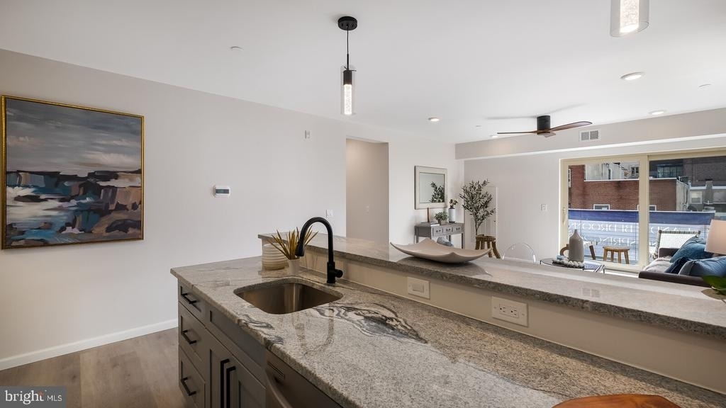 1825 Callowhill Street - Photo 6