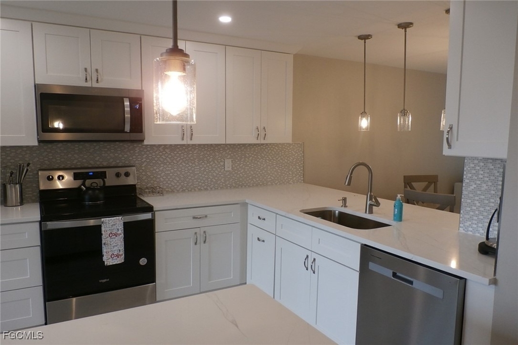 12621 Kelly Sands Way - Photo 3