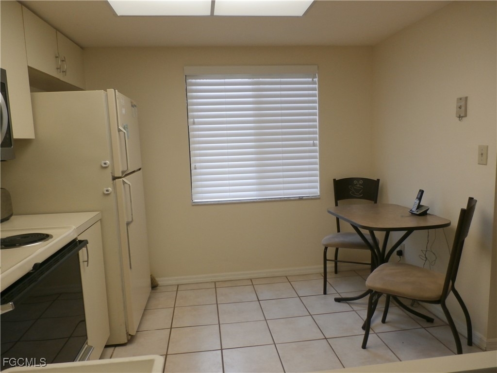 11300 Caravel Circle - Photo 16