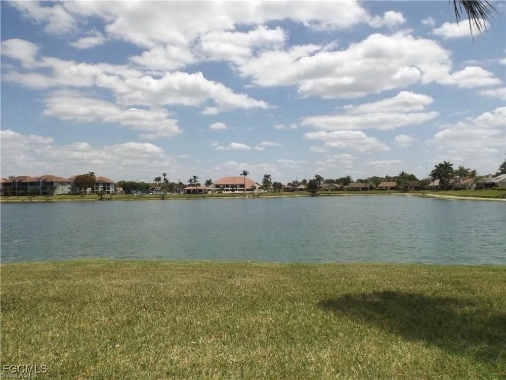 11110 Caravel Circle - Photo 2