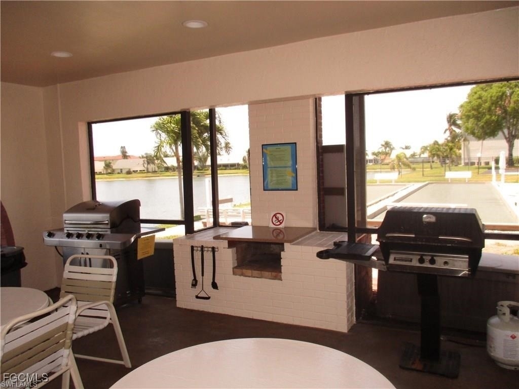 11140 Caravel Circle - Photo 7