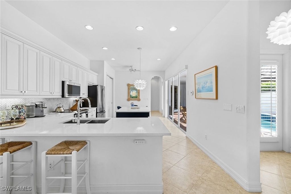 7785 Ashton Road - Photo 11