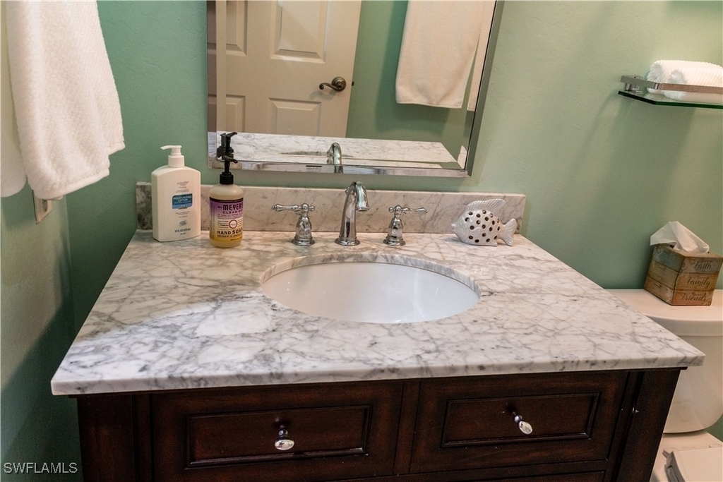 8340 Mystic Greens Way - Photo 14