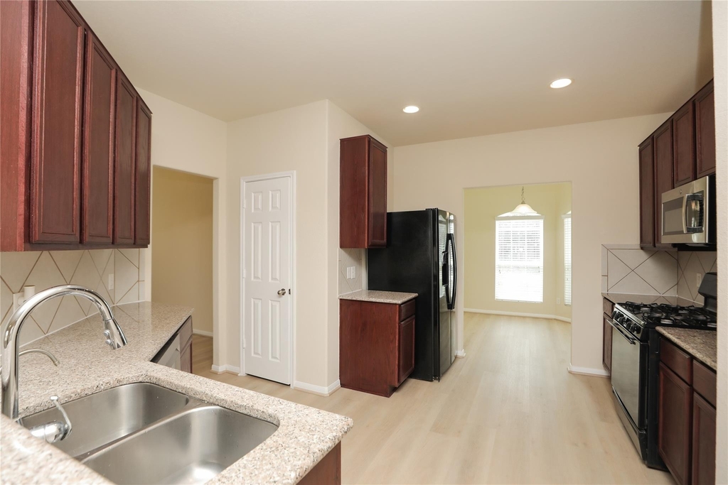 15011 Calico Heights Lane - Photo 13