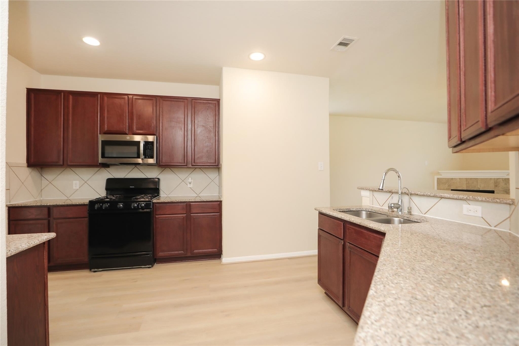 15011 Calico Heights Lane - Photo 18