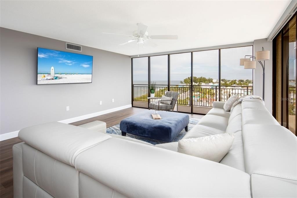 7650 Bayshore Drive - Photo 10