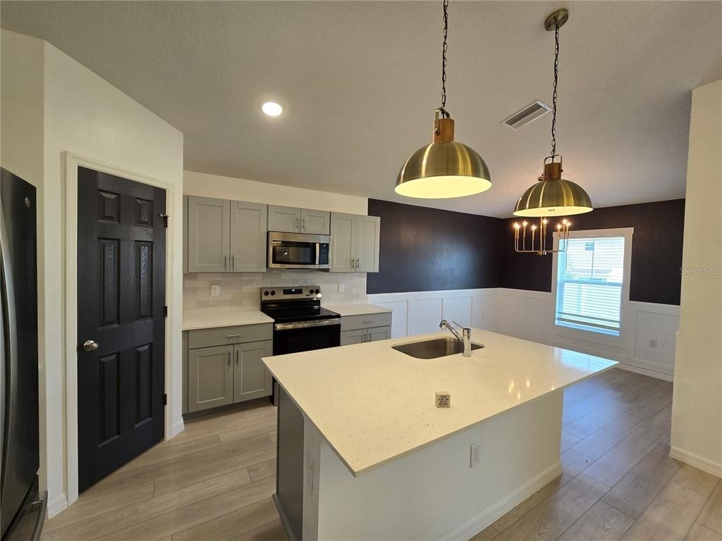 2441 Oakwood Lane - Photo 8