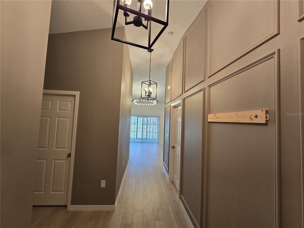 2441 Oakwood Lane - Photo 2