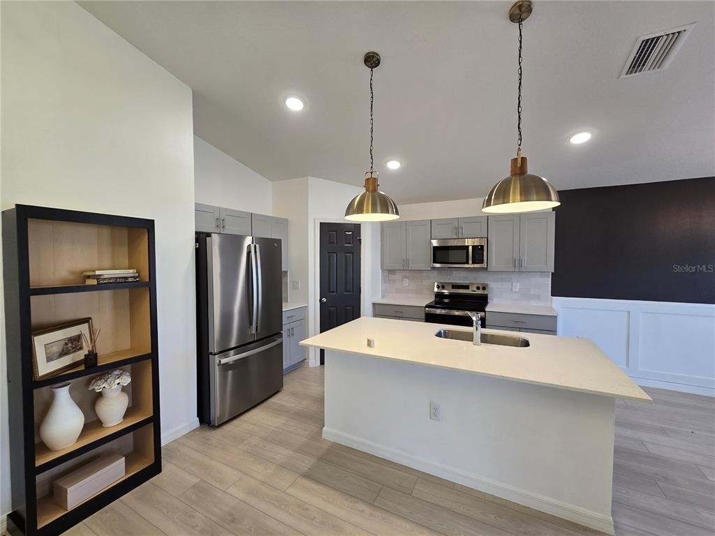 2441 Oakwood Lane - Photo 7