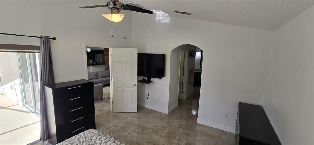 500 Highgate Park Boulevard - Photo 4