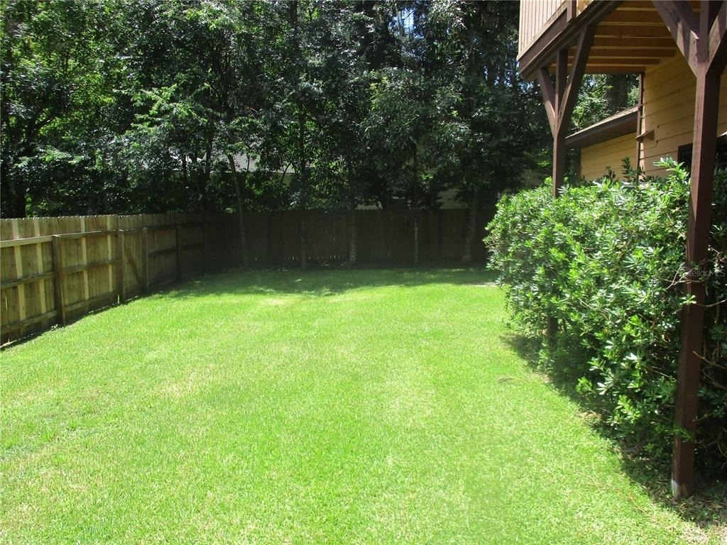 1631 Nw 94th Street - Photo 2
