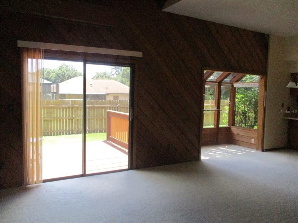 1631 Nw 94th Street - Photo 6